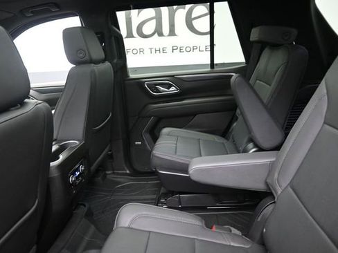 Used 2024 Chevrolet Tahoe RST w/ Sport Performance Package AWD/4WD image 24