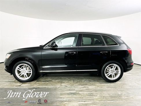 Used 2017 Audi Q5 2.0T Premium Plus w/ Technology Package image 5