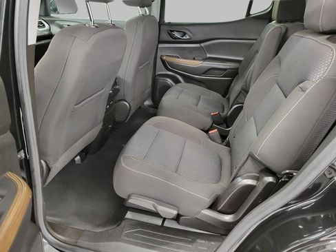 Used 2023 GMC Acadia SLE w/ Driver Convenience Package image 19