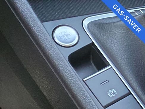 Used 2023 Volkswagen Jetta SE FWD image 24