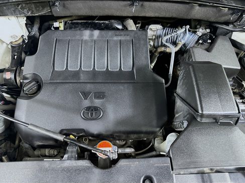 Used 2016 Toyota Highlander Limited image 34