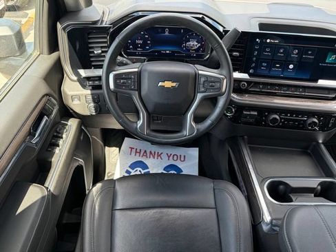 Used 2024 Chevrolet Silverado 2500 LTZ w/ LTZ Convenience Package AWD/4WD image 35