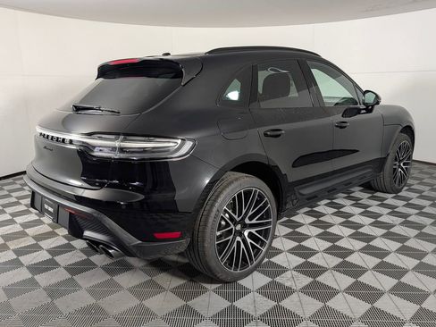 New 2026 Porsche Macan image 7