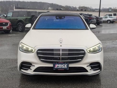 Used 2023 Mercedes-Benz S 500 4MATIC image 2