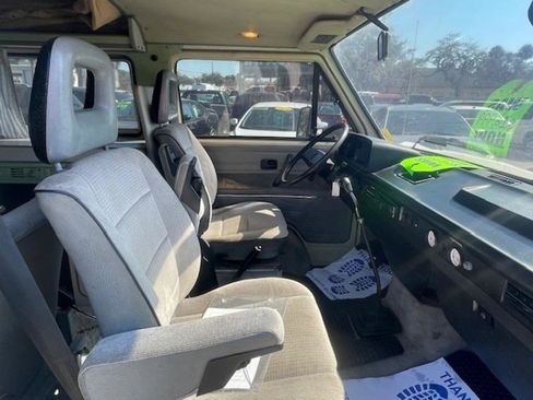 Used 1987 Volkswagen Vanagon GL image 10