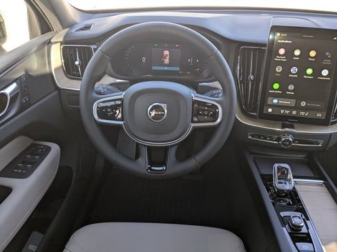 New 2026 Volvo XC60 B5 Plus w/ Protection Package Premier AWD/4WD image 20