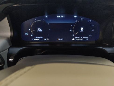 Used 2021 Lincoln Aviator 2WD image 23