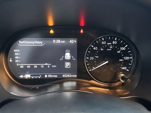 Used 2021 Nissan Kicks SR w/ SR Premium Package image 21