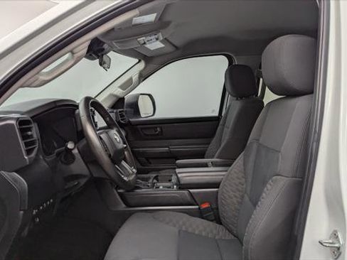 Used 2022 Toyota Tundra SR w/ SR Tow Package image 11