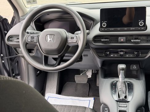 Certified 2023 Honda HR-V LX image 19