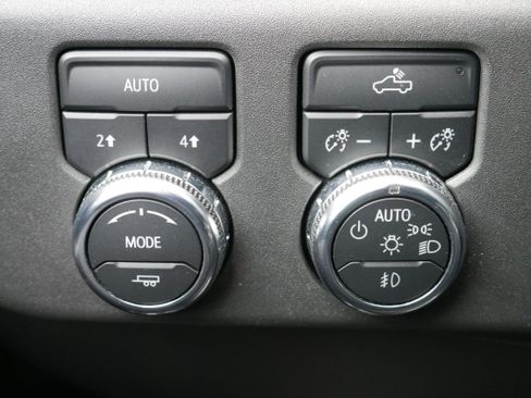 Certified 2022 GMC Sierra 1500 Elevation image 27