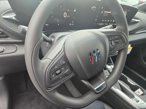 New 2026 Buick Envista Preferred FWD image 10