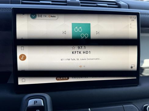 Used 2023 Land Rover Defender 90 S image 18