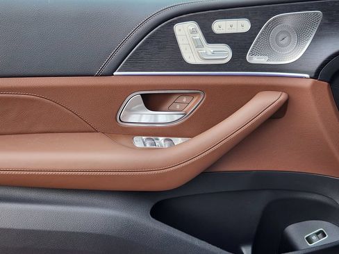 New 2026 Mercedes-Benz GLE 53 AMG 4MATIC Coupe image 22