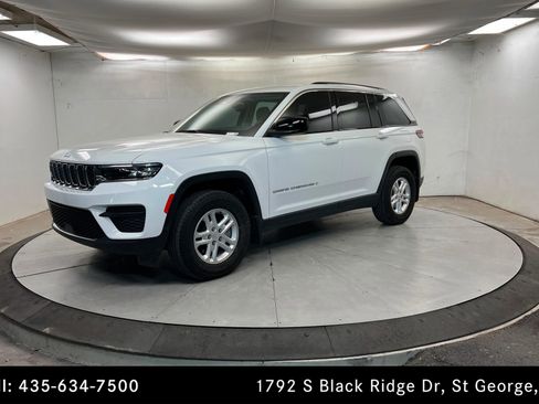 Used 2023 Jeep Grand Cherokee Laredo w/ Luxury Tech Group I image 1