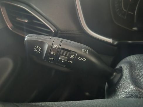 Used 2020 Hyundai Santa Fe SEL FWD image 21