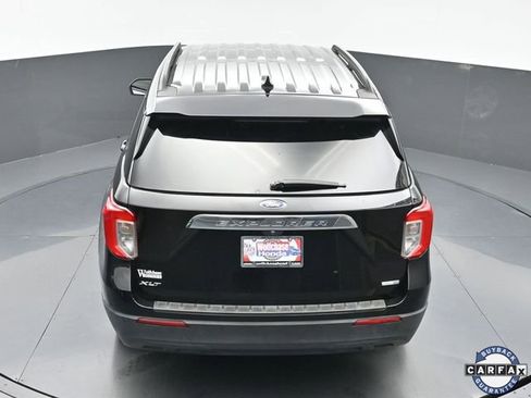 Used 2020 Ford Explorer XLT w/ Comfort Package image 32