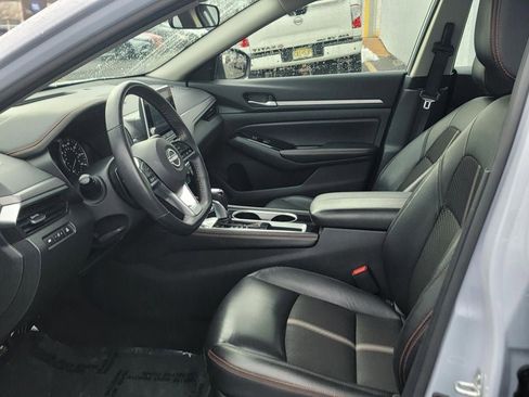 Certified 2024 Nissan Altima 2.5 SR image 13