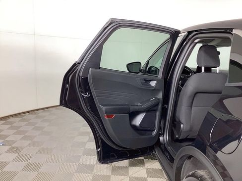 Used 2023 Ford Escape Active image 12