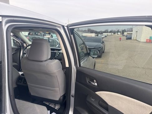 Used 2015 Honda CR-V EX image 17