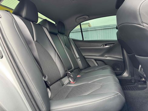 Used 2022 Toyota Camry XSE w/ Navigation Upgrade Package FWD image 17