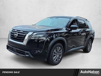 Used 2025 Nissan Pathfinder SV FWD video 1