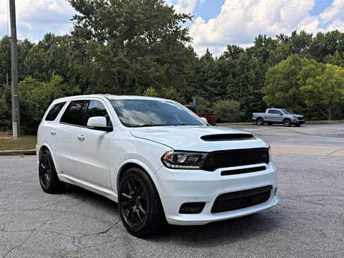 Used 2018 Dodge Durango SRT w/ SRT Interior Appearance Group AWD/4WD image 3