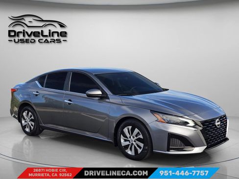 Used 2023 Nissan Altima 2.5 S FWD image 9