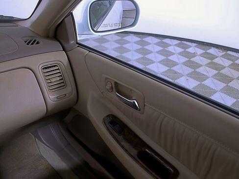 Used 2002 Honda Accord EX image 18