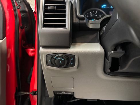 Used 2021 Ford F250 XLT AWD/4WD image 16