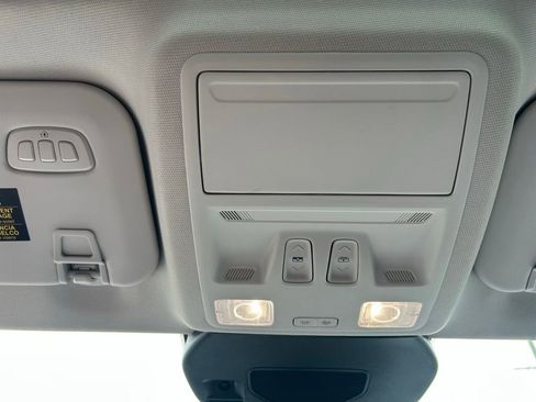 Certified 2023 Ford Escape Platinum AWD/4WD image 31