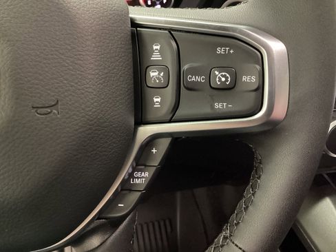 New 2026 RAM 1500 4x4 Crew Cab image 24