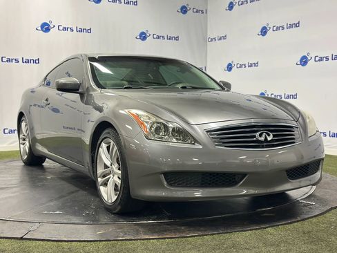 Used 2010 INFINITI G37 Journey w/ Premium Pkg image 1
