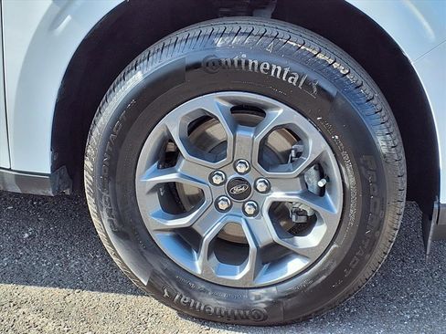 Used 2025 Ford Maverick XLT image 9