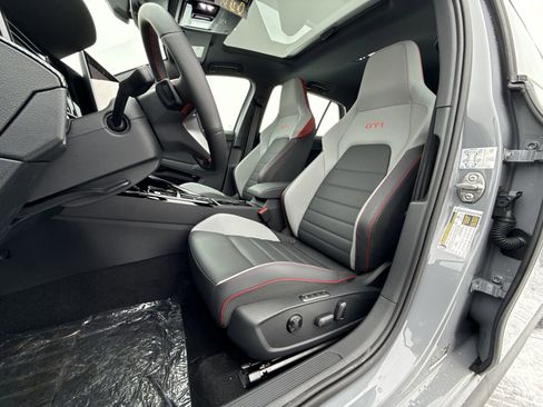New 2025 Volkswagen GTI SE image 12