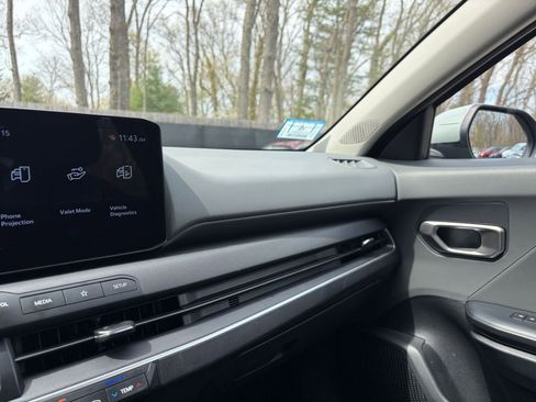 Used 2025 Kia K4 LXS image 34