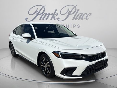 Used 2024 Honda Civic LX image 8