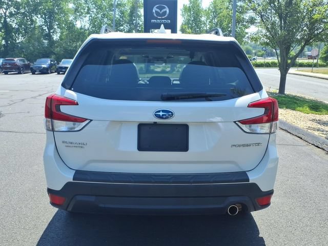 Used 2023 Subaru Forester Limited AWD/4WD image 6