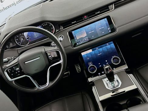 Used 2022 Land Rover Range Rover Evoque R-Dynamic S image 18