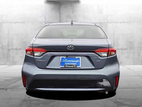 Used 2020 Toyota Corolla LE image 6