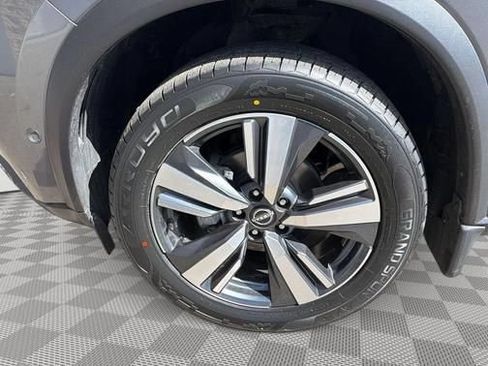 Used 2023 Nissan Rogue SL w/ SL Premium Package AWD/4WD image 14