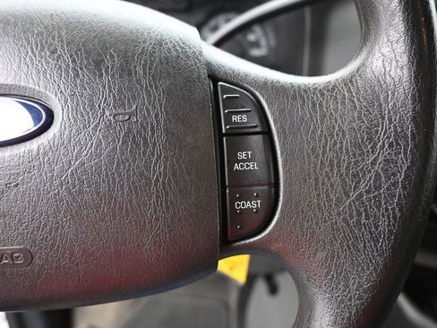 Used 2012 Ford E-350 and Econoline 350 XLT image 27