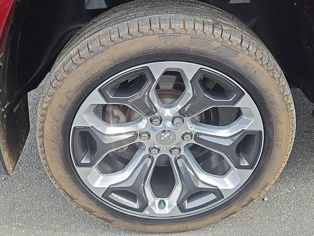 Used 2022 RAM 1500 Limited w/ Body-Colour Bumper Group AWD/4WD image 9