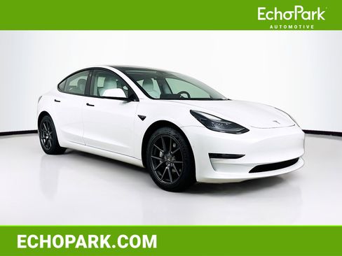 Used 2022 Tesla Model 3 RWD image 1