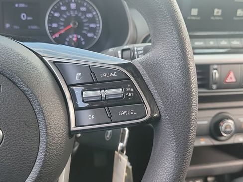 Used 2021 Kia Forte LXS image 25