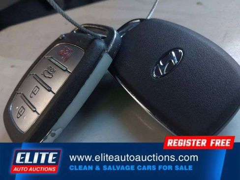 Used 2016 Hyundai Elantra Value Edition image 22