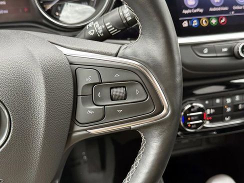 Used 2021 Buick Encore GX Essence FWD image 21