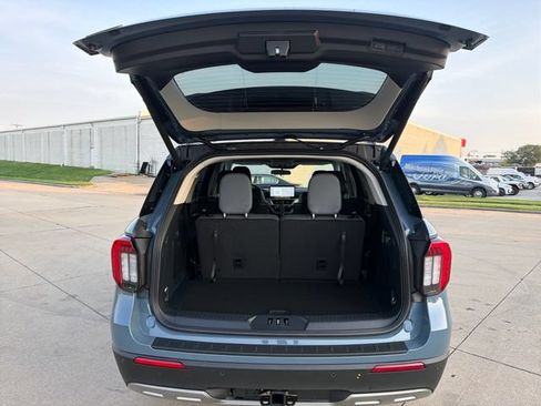 New 2026 Ford Explorer Active w/ Active Comfort Package AWD/4WD image 7
