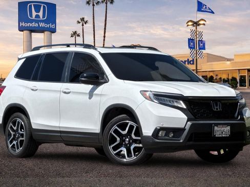 Used 2021 Honda Passport Touring image 2