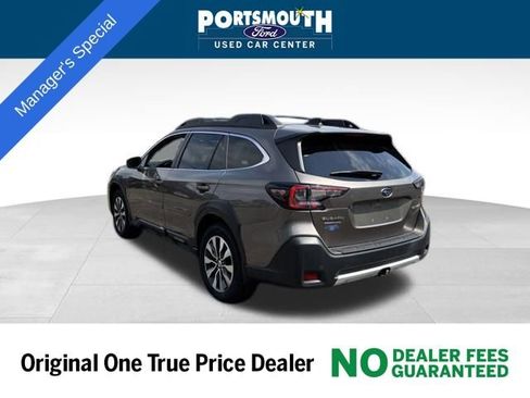 Used 2023 Subaru Outback Limited image 28